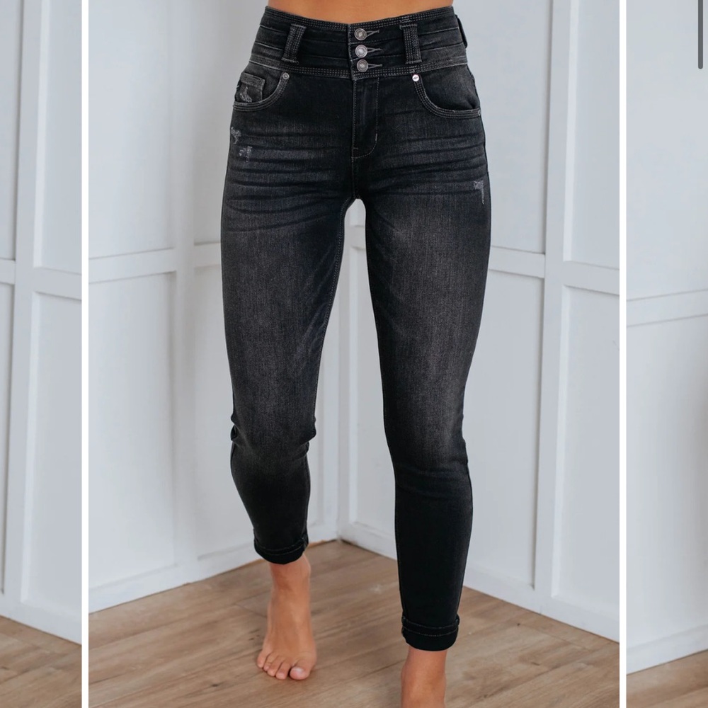 NWOT kancan skinny jeans